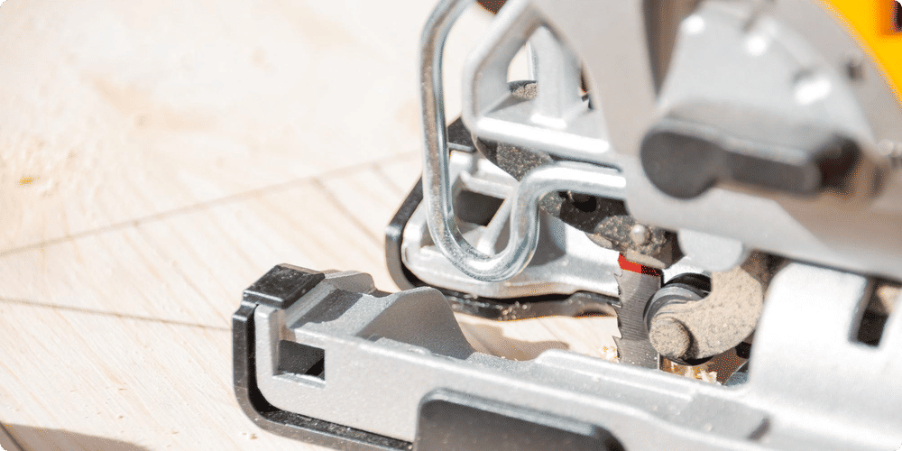 Les meilleurs accessoires anti-éclats pour scies sauteuses